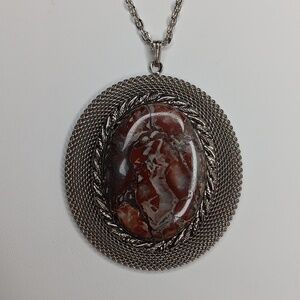 Crazy lace agate stone chunky necklace w/ ornate silver setting